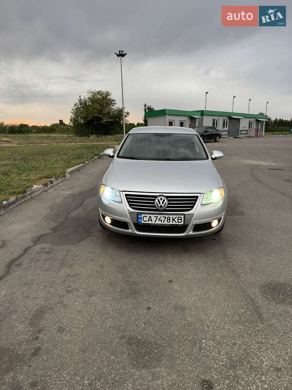 Седан Volkswagen Passat 2006 в Умани