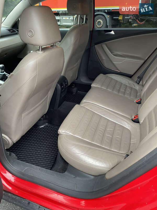Универсал Volkswagen Passat 2010 в Виннице