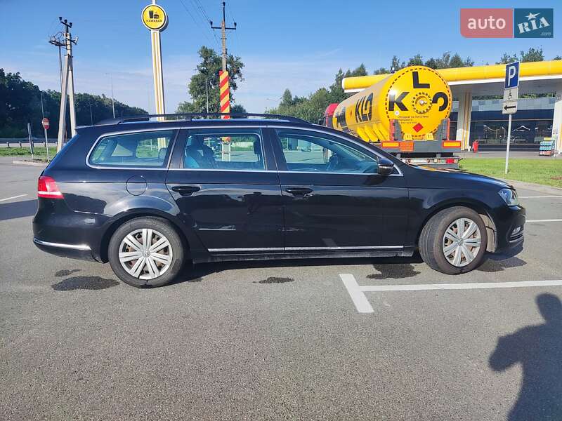 Универсал Volkswagen Passat 2014 в Киеве