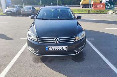 Універсал Volkswagen Passat 2014 в 