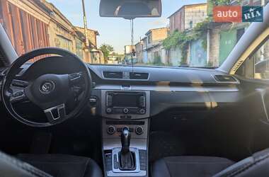 Універсал Volkswagen Passat 2014 в 