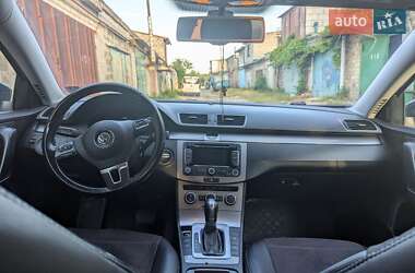 Універсал Volkswagen Passat 2014 в 