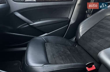 Седан Volkswagen Passat 2013 в 