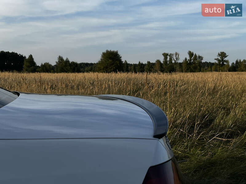 Седан Volkswagen Passat 2013 в Димері фото 39 Седан Volkswagen Passat 2013 в Димері