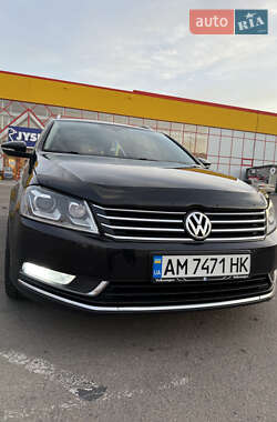 Универсал Volkswagen Passat 2014 в Житомире