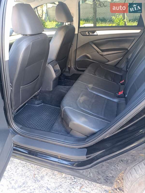 Седан Volkswagen Passat 2012 в Дергачах фото 6 Седан Volkswagen Passat 2012 в Дергачах