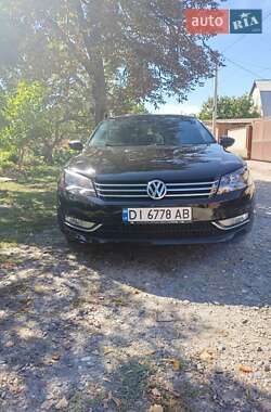 Седан Volkswagen Passat 2012 в Дергачах