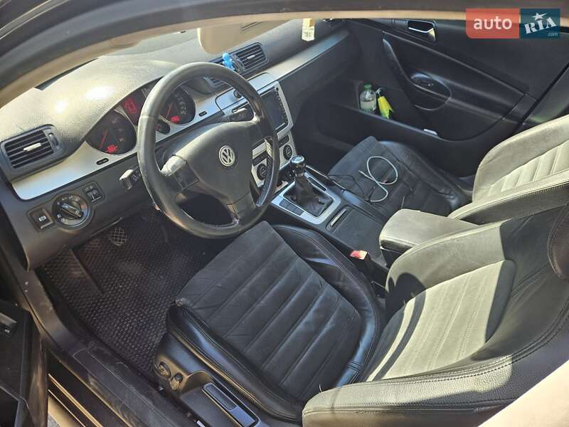 Седан Volkswagen Passat 2008 в Києві