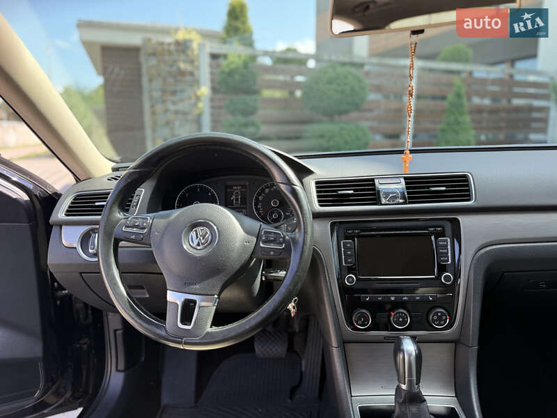 Седан Volkswagen Passat 2014 в Києві фото 30 Седан Volkswagen Passat 2014 в Києві