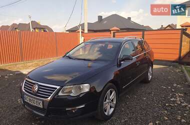 Універсал Volkswagen Passat 2009 в Луцьку