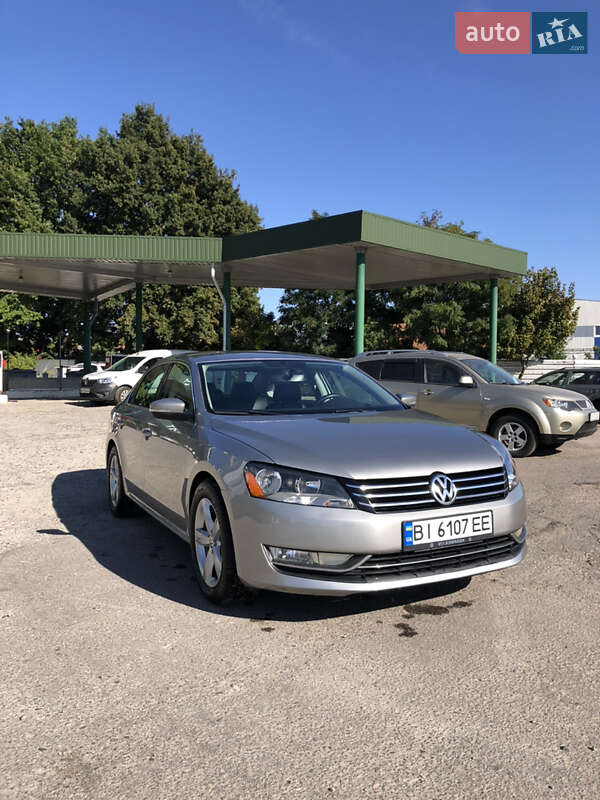 Седан Volkswagen Passat 2013 в Полтаві