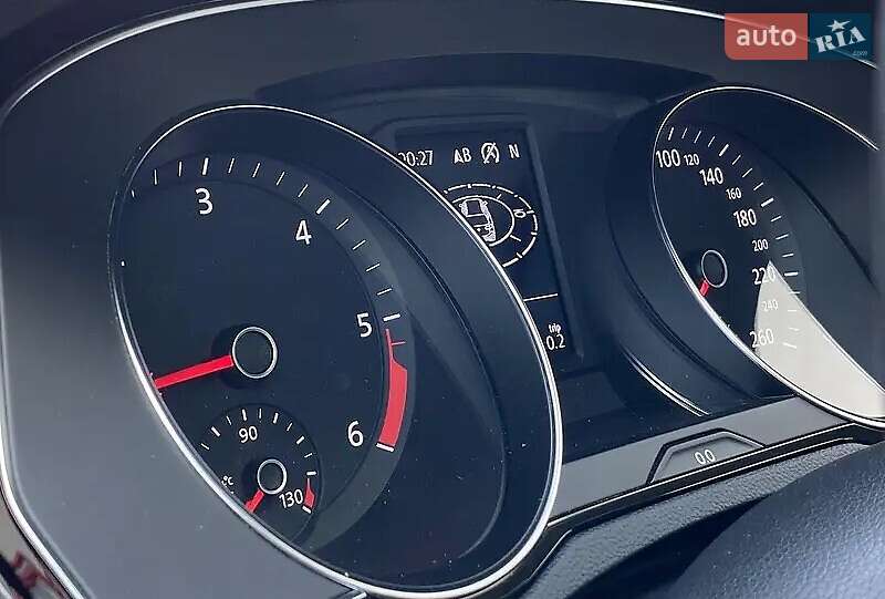 Универсал Volkswagen Passat 2017 в Сарнах