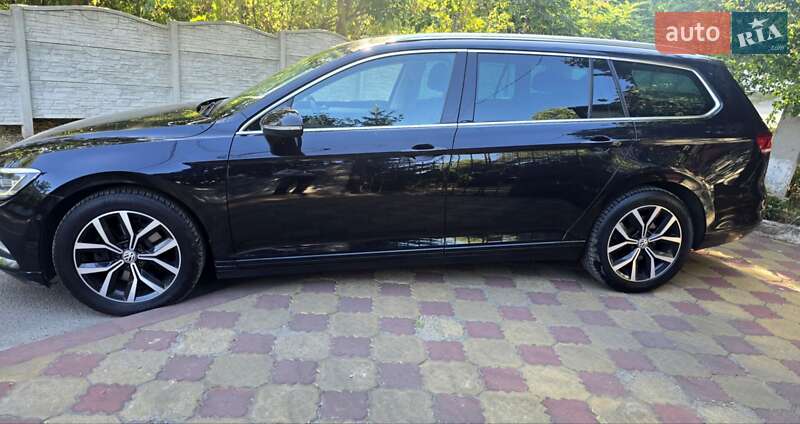 Універсал Volkswagen Passat 2018 в Дніпрі