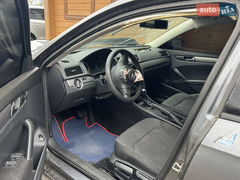 Седан Volkswagen Passat 2014 в Борисполе