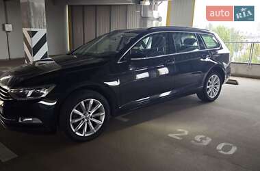 Універсал Volkswagen Passat 2017 в Києві
