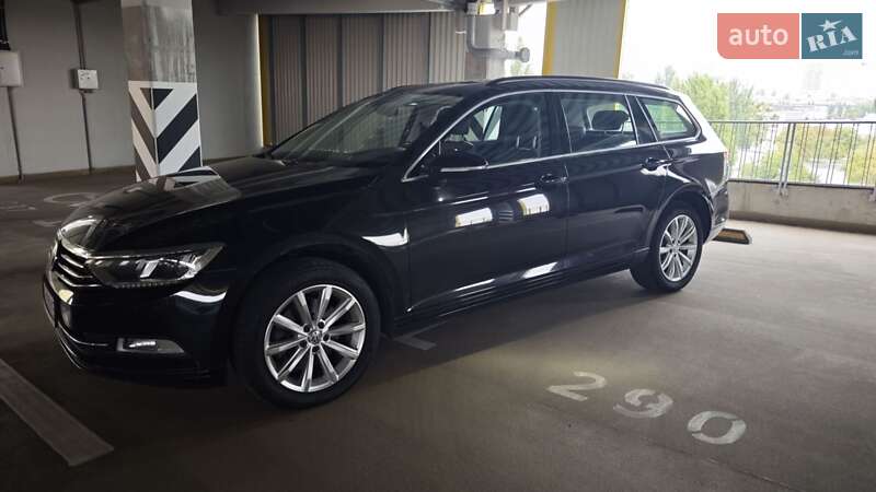 Универсал Volkswagen Passat 2017 в 