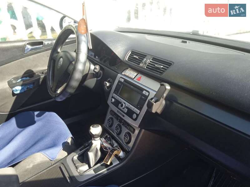 Универсал Volkswagen Passat 2006 в Ананьеве фото 2 Универсал Volkswagen Passat 2006 в Ананьеве