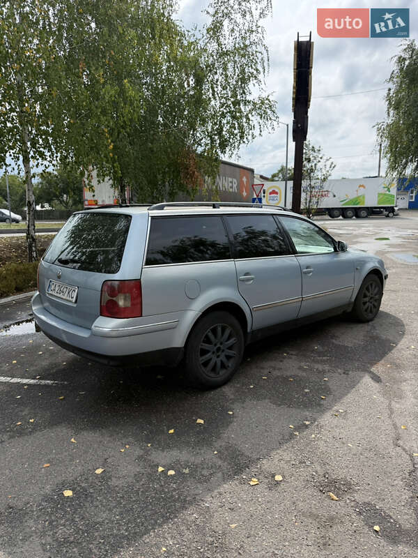 Універсал Volkswagen Passat 2002 в Смілі