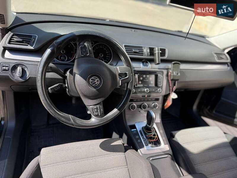 Универсал Volkswagen Passat 2014 в Кривом Роге