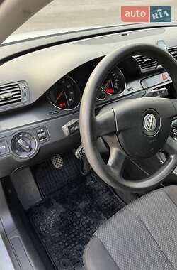 Седан Volkswagen Passat 2007 в 