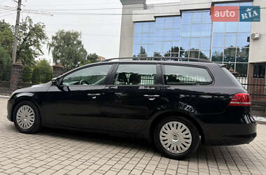 Універсал Volkswagen Passat 2012 в 