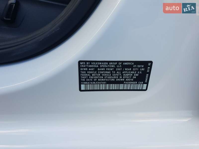 Седан Volkswagen Passat 2018 в Ивано-Франковске