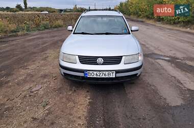Універсал Volkswagen Passat 2000 в Барвінковому