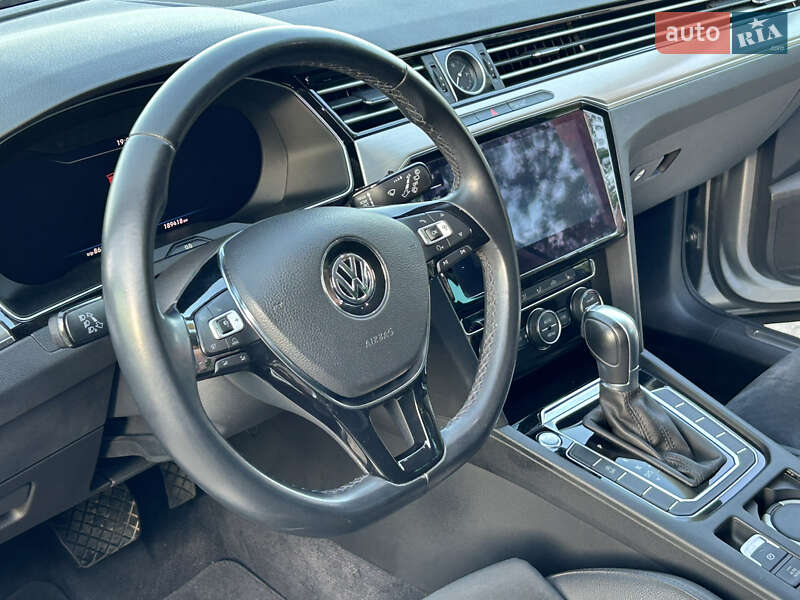 Універсал Volkswagen Passat 2018 в Радивиліві
