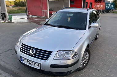 Универсал Volkswagen Passat 2002 в Калуше