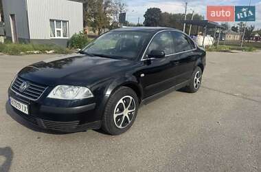 Седан Volkswagen Passat 2003 в Харькове