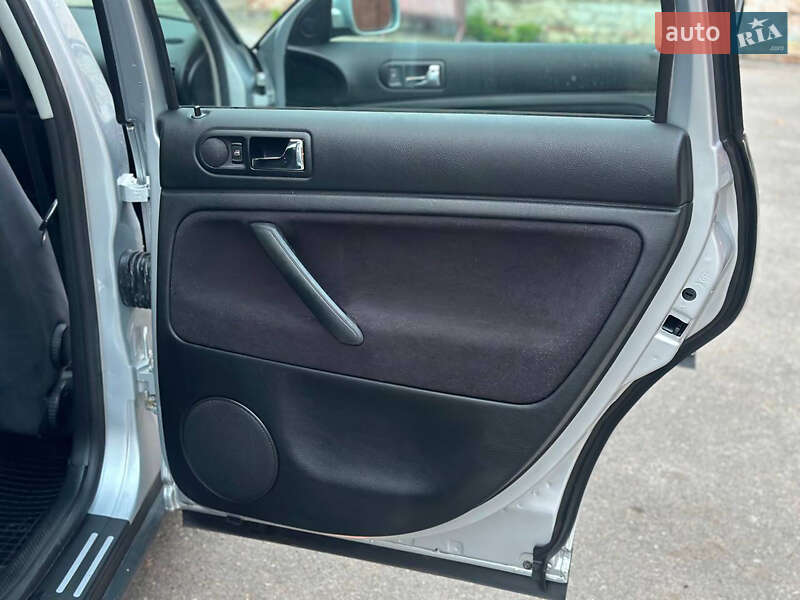 Седан Volkswagen Passat 2003 в Виннице фото 48 Седан Volkswagen Passat 2003 в Виннице