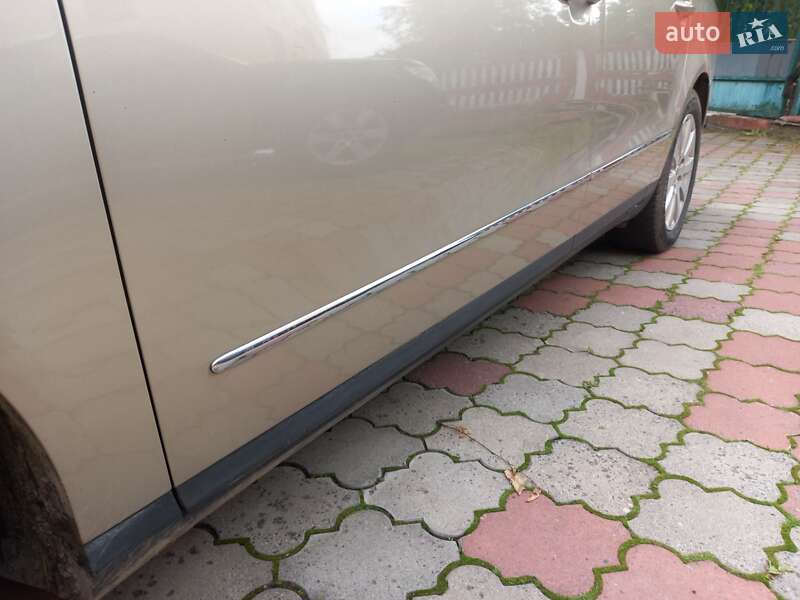 Універсал Volkswagen Passat 2006 в Хмельницькому