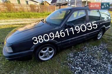 Седан Volkswagen Passat 1989 в Хотине
