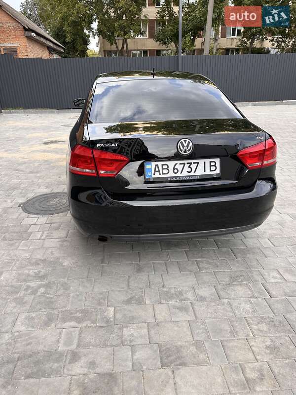 Седан Volkswagen Passat 2013 в Виннице