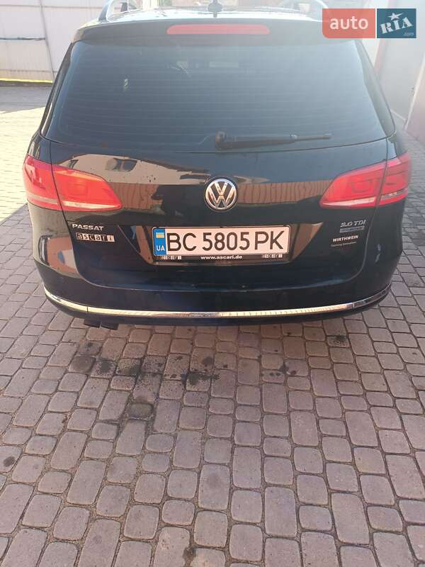 Универсал Volkswagen Passat 2011 в Судовой Вишне
