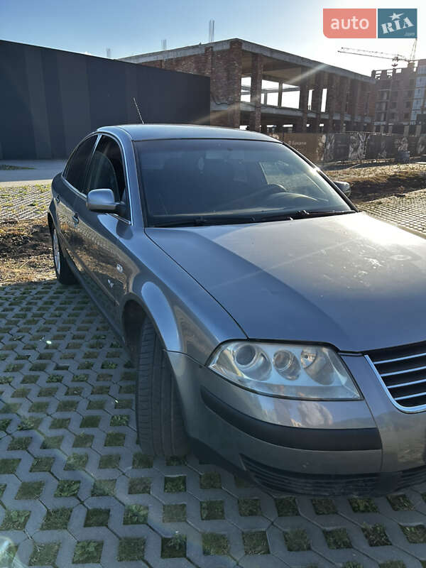 Седан Volkswagen Passat 2003 в Хмельницькому