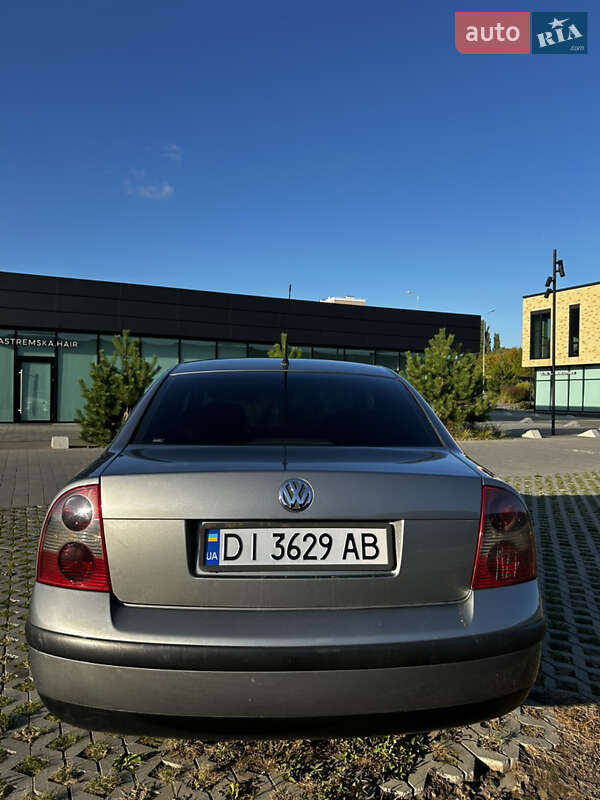 Седан Volkswagen Passat 2003 в Хмельницькому