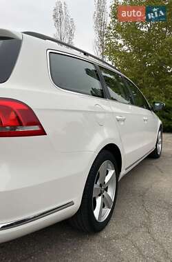 Универсал Volkswagen Passat 2013 в 
