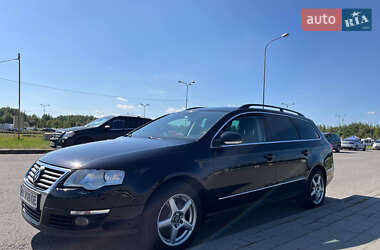 Универсал Volkswagen Passat 2010 в Львове