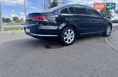 Седан Volkswagen Passat 2011 в 