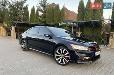Седан Volkswagen Passat 2018 в Трускавці