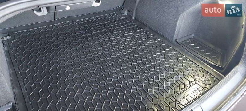 Седан Volkswagen Passat 2012 в Сторожинце