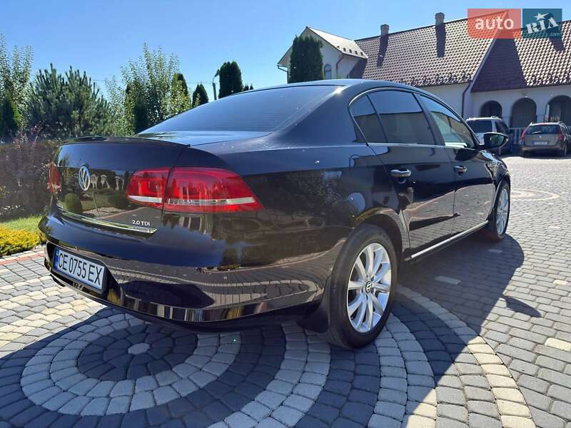 Седан Volkswagen Passat 2012 в Сторожинце