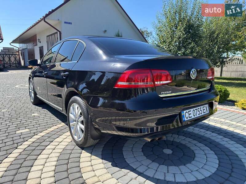 Седан Volkswagen Passat 2012 в Сторожинце