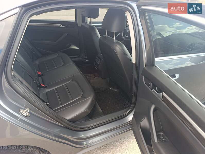 Седан Volkswagen Passat 2015 в Сумах фото 10 Седан Volkswagen Passat 2015 в Сумах
