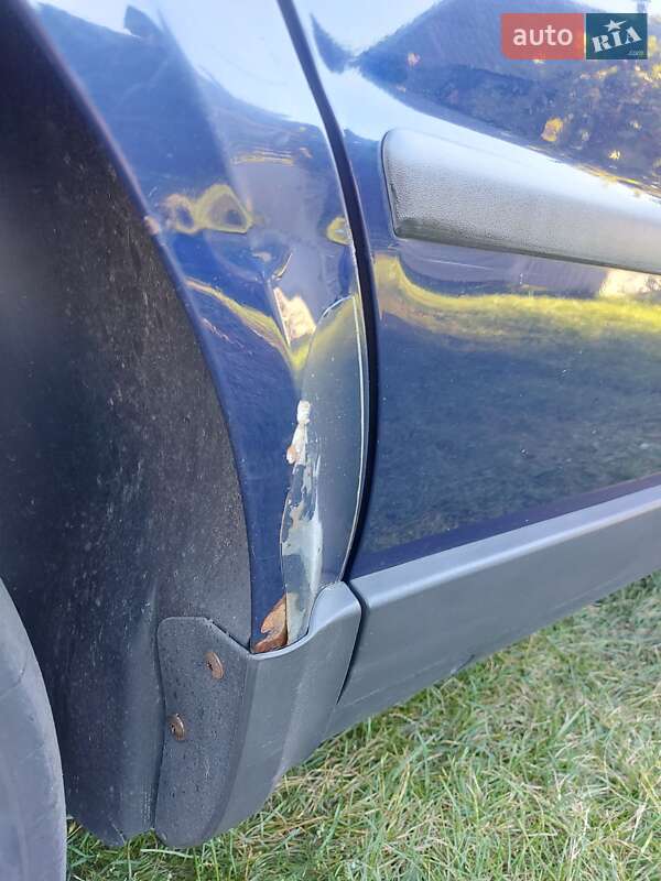 Седан Volkswagen Passat 2000 в Корюковке