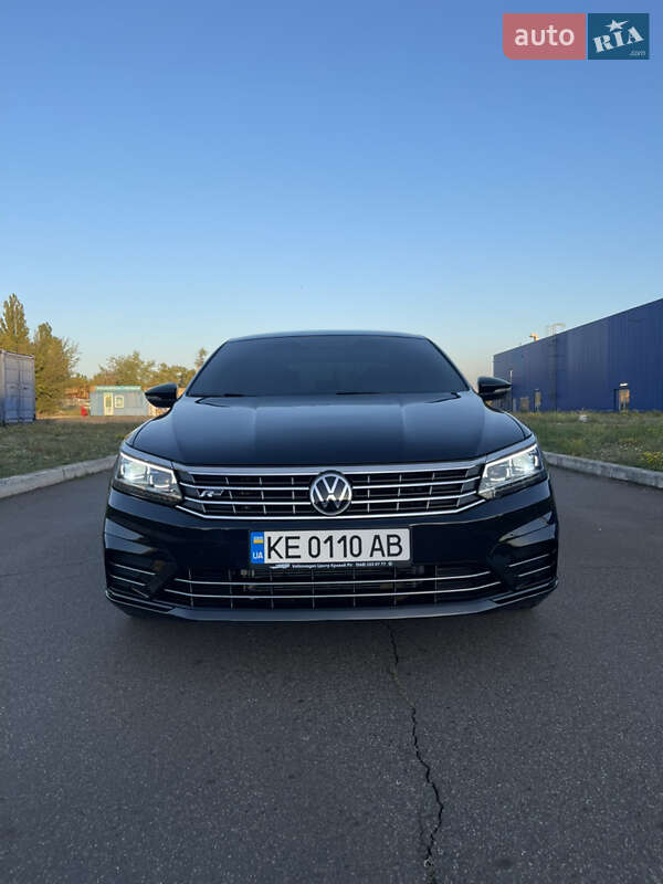 Седан Volkswagen Passat 2018 в Кривом Роге