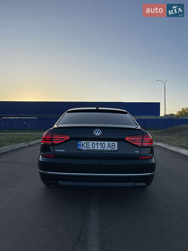 Седан Volkswagen Passat 2018 в Кривом Роге