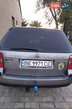 Универсал Volkswagen Passat 2004 в 