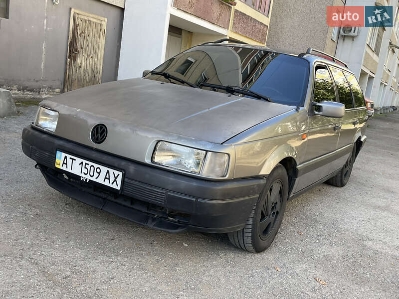 Volkswagen Passat 1993
